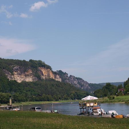 Bed And Breakfast Wehlen Stadt Wehlen Bagian luar foto