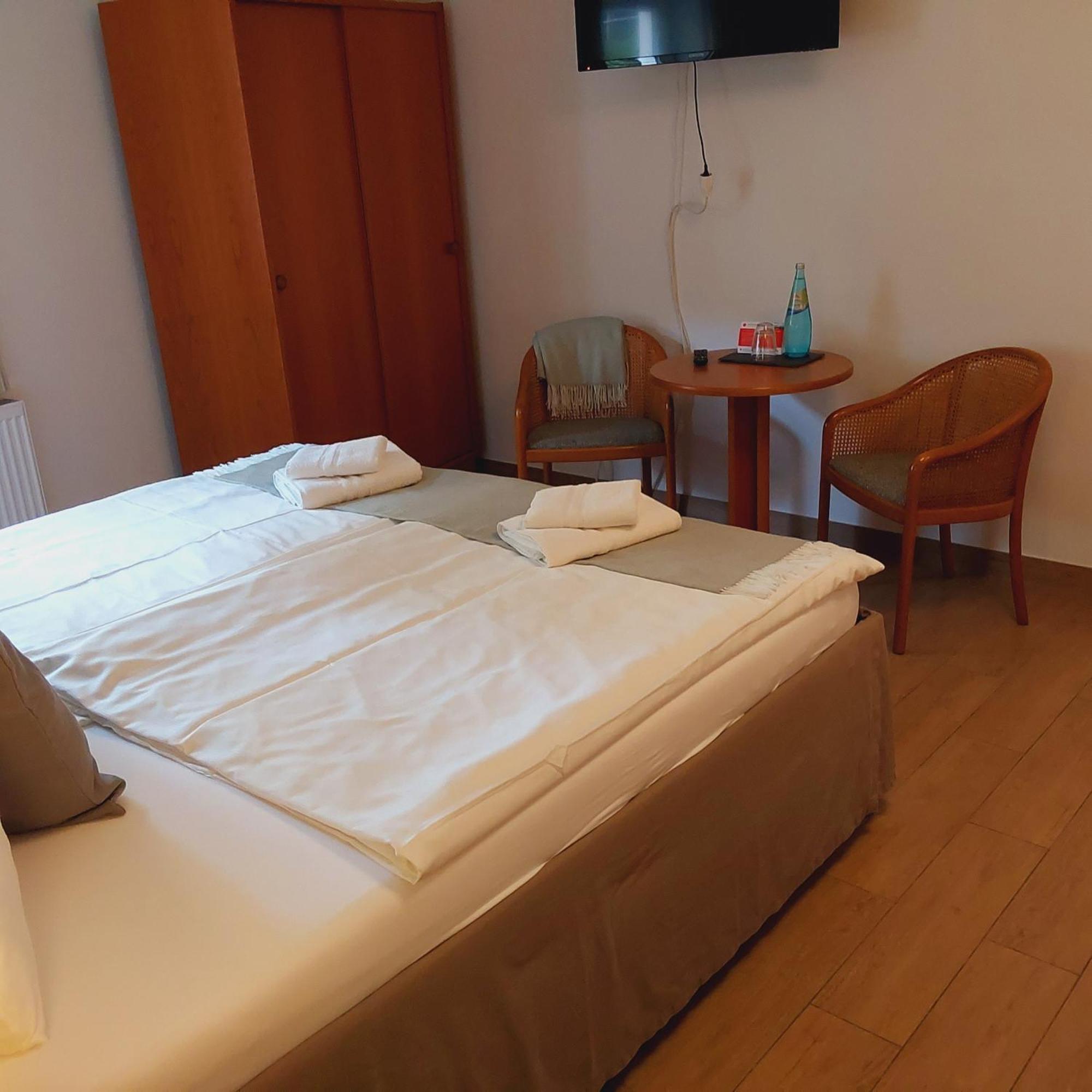 Bed And Breakfast Wehlen Stadt Wehlen Bagian luar foto